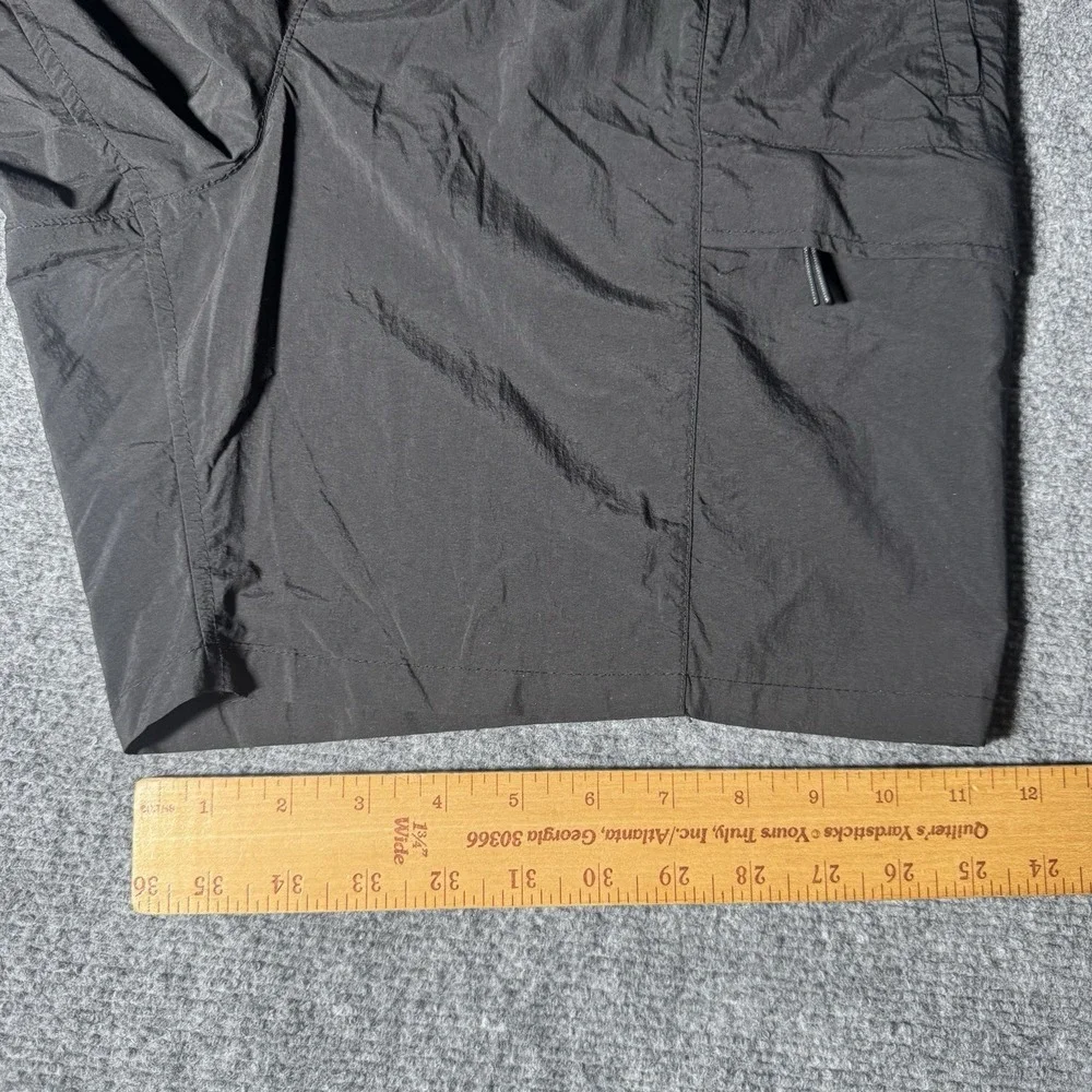Gap Shorts Trail Hiking‎ Cargo Short 100% Nylon Men Size Medium Black 6 Inch NWT